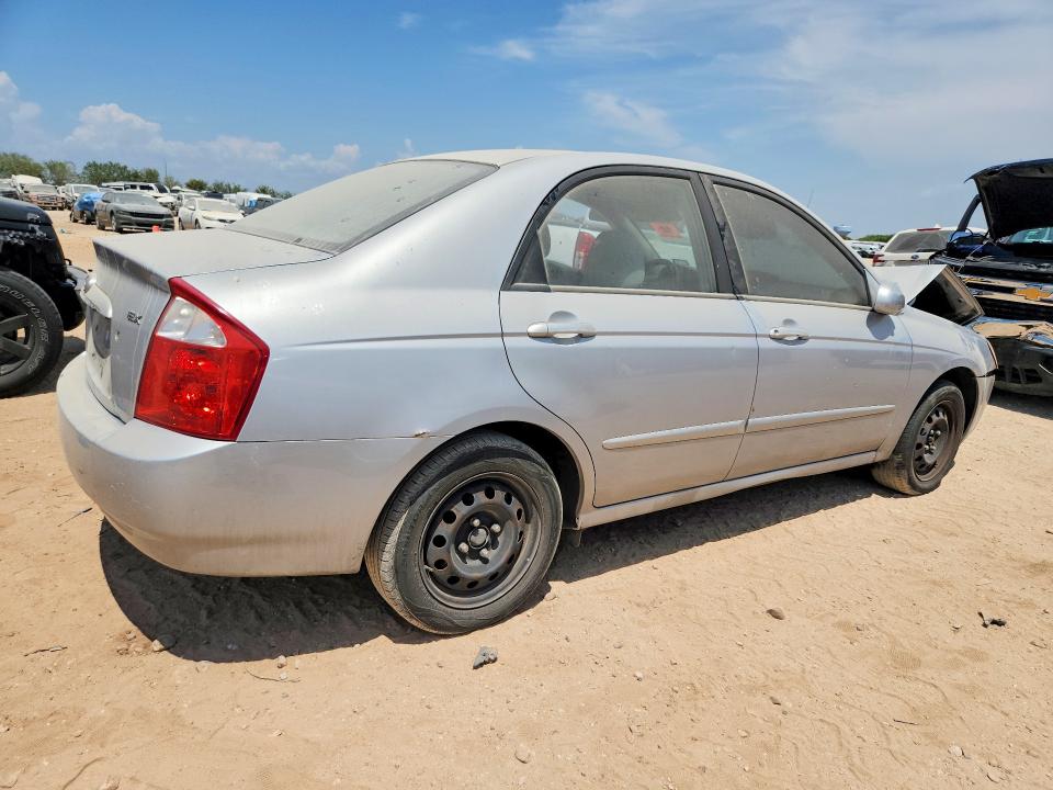 Photo 3 from auction – 2006 KIA SPECTRA with VIN KNAFE121865226884
