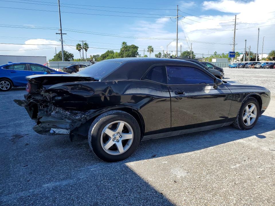 Photo 3 from auction – 2010 DODGE CHALLENGER with VIN 2B3CJ4DV4AH322842