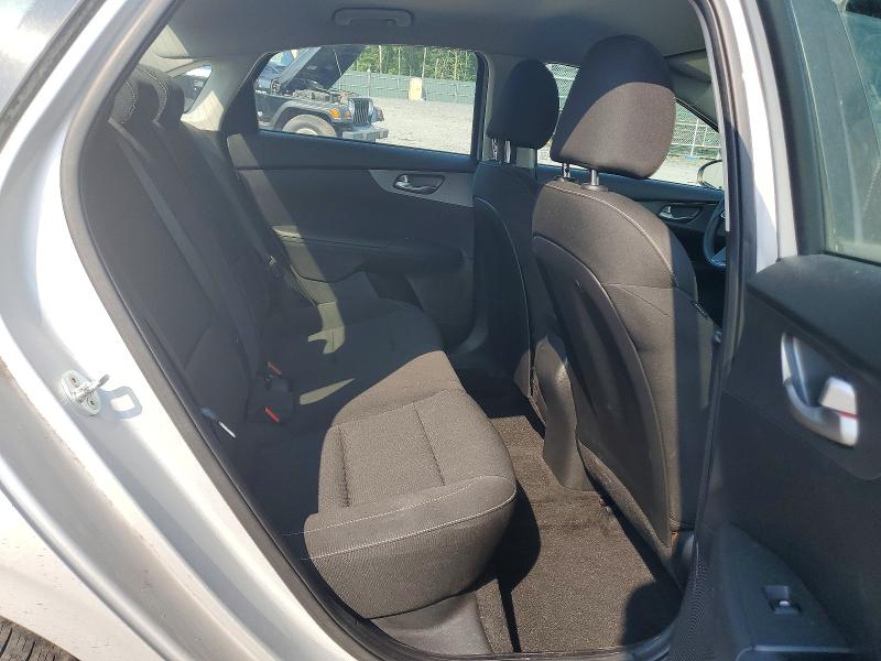 Photo 10 from auction – 2021 KIA FORTE with VIN 3KPF24AD2ME333178