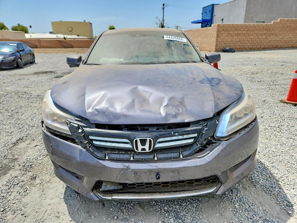 Photo 5 from auction – 2014 HONDA ACCORD with VIN 1HGCR6F76EA006902