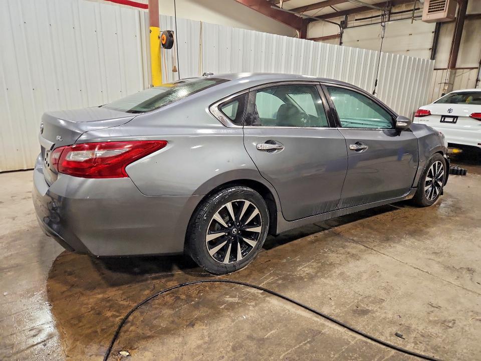 Photo 3 from auction – 2018 NISSAN ALTIMA with VIN 1N4AL3APXJC140958