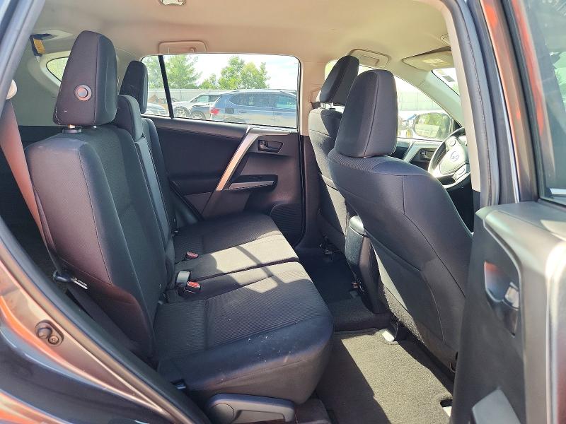 Photo 10 from auction – 2016 TOYOTA RAV4 with VIN JTMBFREVXGJ091427