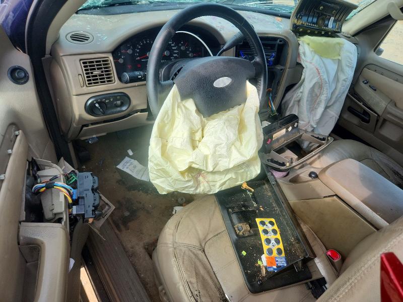 Photo 8 from auction – 2004 FORD EXPLORER with VIN 1FMZU63K04UB32679