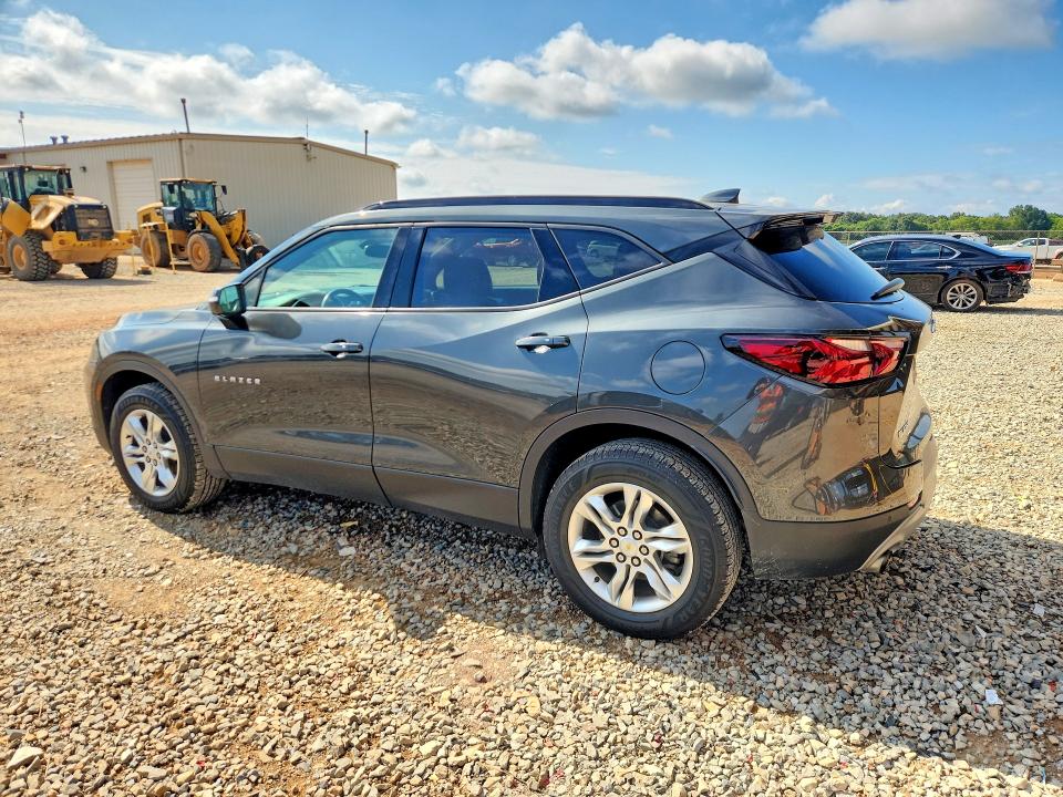 Photo 2 from auction – 2019 CHEVROLET BLAZER with VIN 3GNKBCRS0KS591278