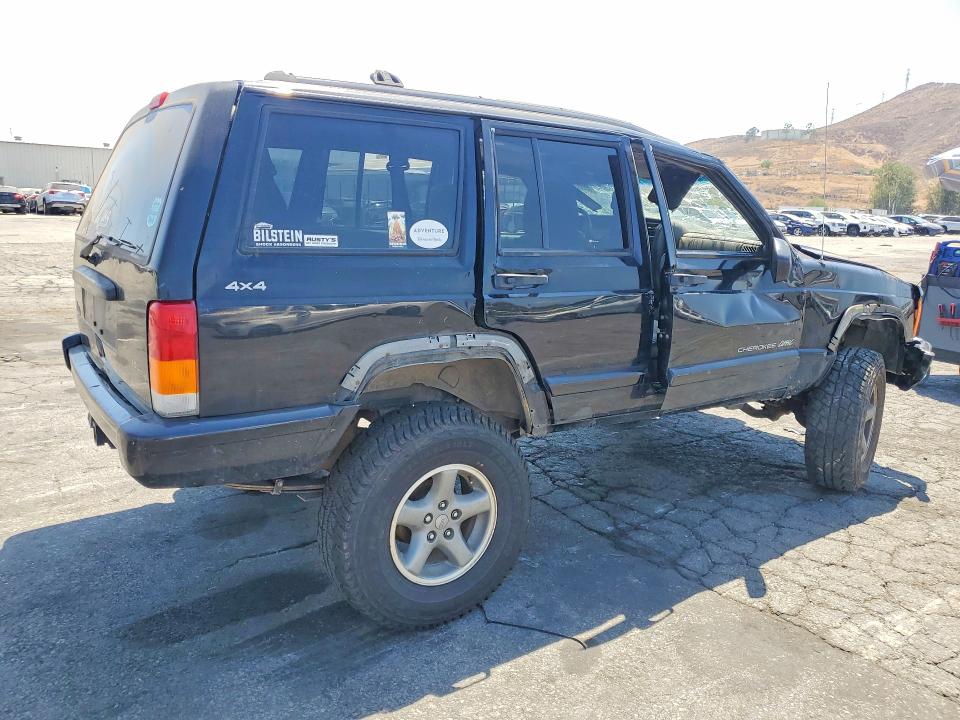 صورة رقم 3 من المزاد - 1998 JEEP CHEROKEE مع VIN 1J4FJ68S3WL104385