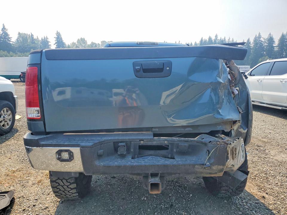 Zdjęcie 6 z aukcji – 2007 GMC SIERRA z VIN 1GTHK236X7F505754