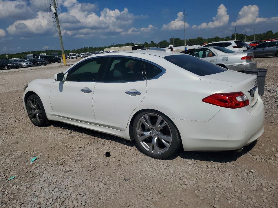 Photo 2 from auction – 2013 INFINITI M56 with VIN JN1AY1AP2DM540028