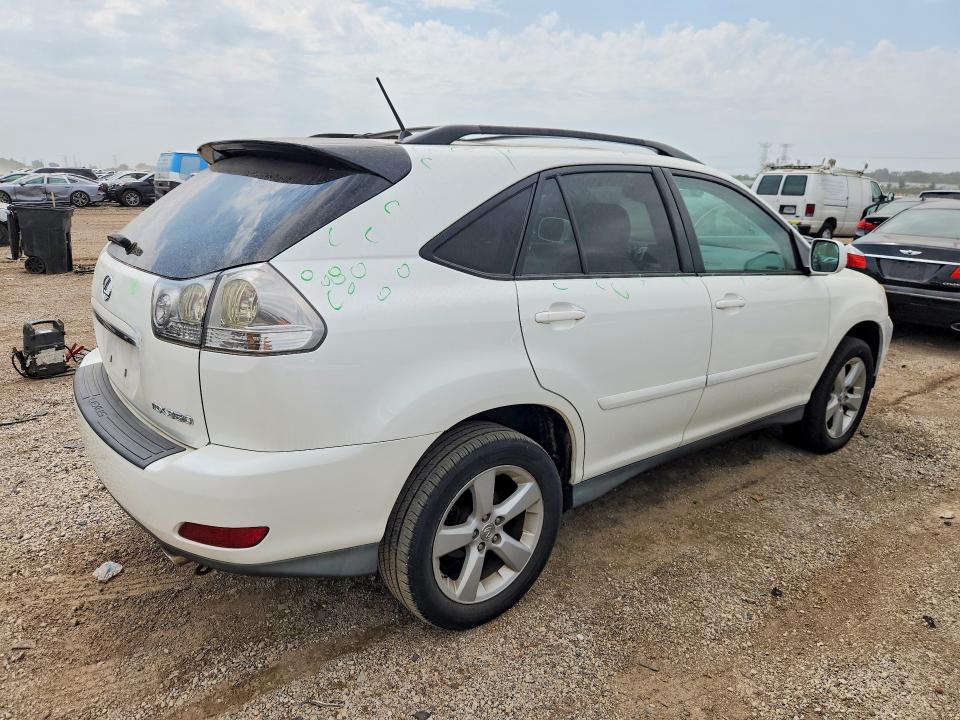 Photo 3 from auction – 2007 LEXUS RX with VIN 2T2HK31U17C035481
