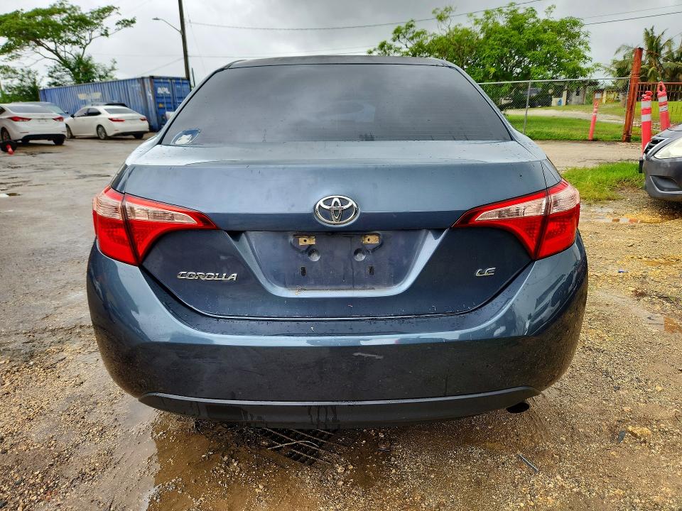 Photo 6 from auction – 2018 TOYOTA COROLLA with VIN 5YFBURHE8JP819749