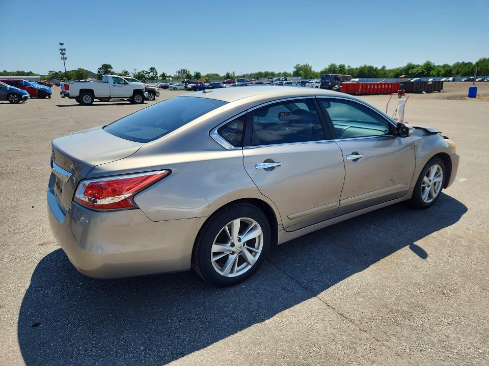 Photo 3 from auction – 2015 NISSAN ALTIMA with VIN 1N4AL3AP0FC102078