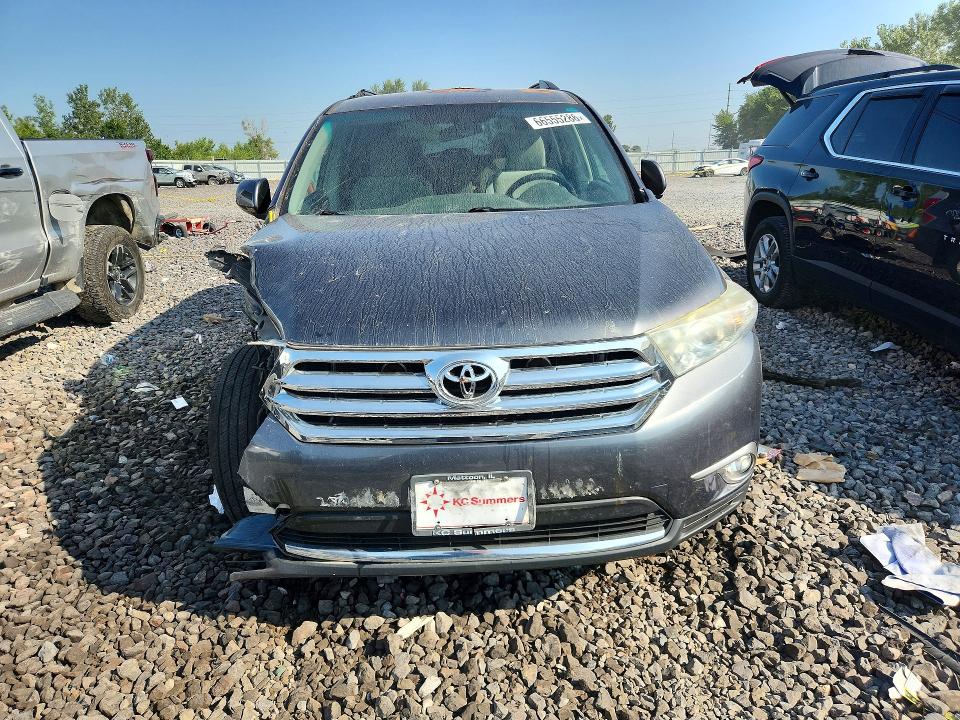 Foto 5 de la subasta – 2013 TOYOTA HIGHLANDER con VIN 5TDBK3EH2DS175775