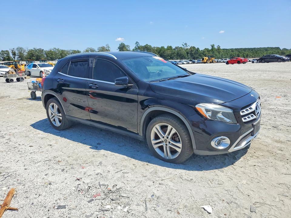 Снимка 4 от търг – 2018 MERCEDES-BENZ GLA с VIN WDCTG4EB3JJ446501