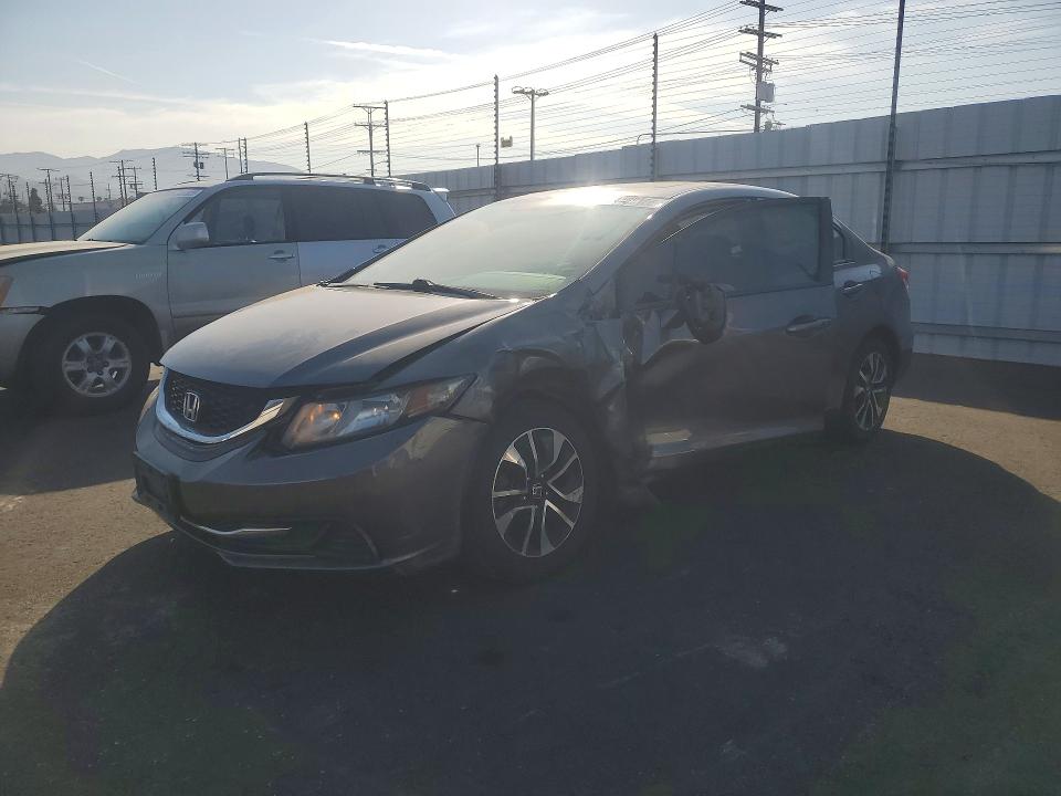HONDA CIVIC 2015 с VIN 19XFB2F84FE109171 - Фото с аукциона