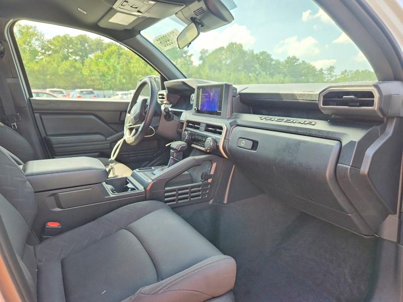 Photo 10 from auction – 2025 TOYOTA TACOMA with VIN 3TYJDAHN2ST024884