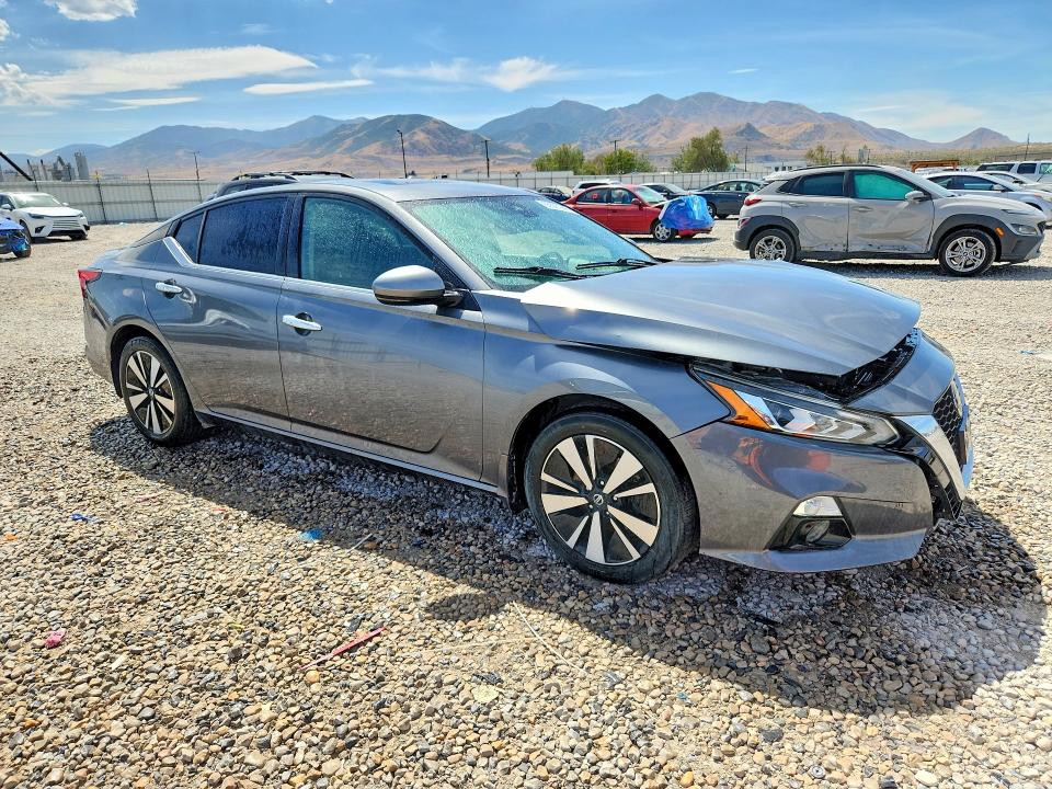 Photo 4 from auction – 2019 NISSAN ALTIMA with VIN 1N4BL4DVXKC130940