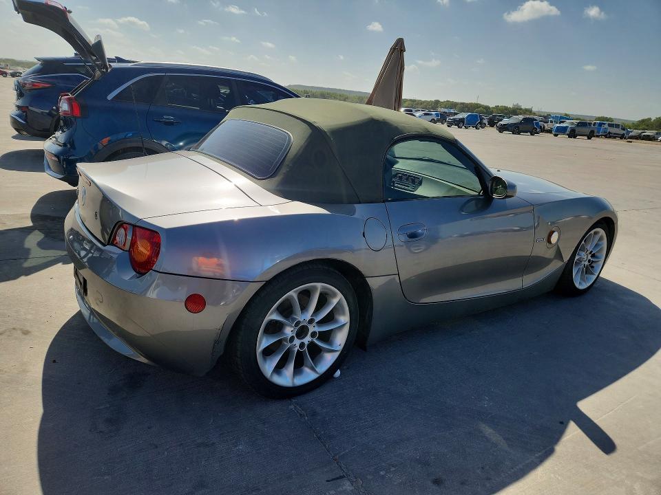 Photo 3 from auction – 2004 BMW Z4 with VIN 4USBT33464LS48512