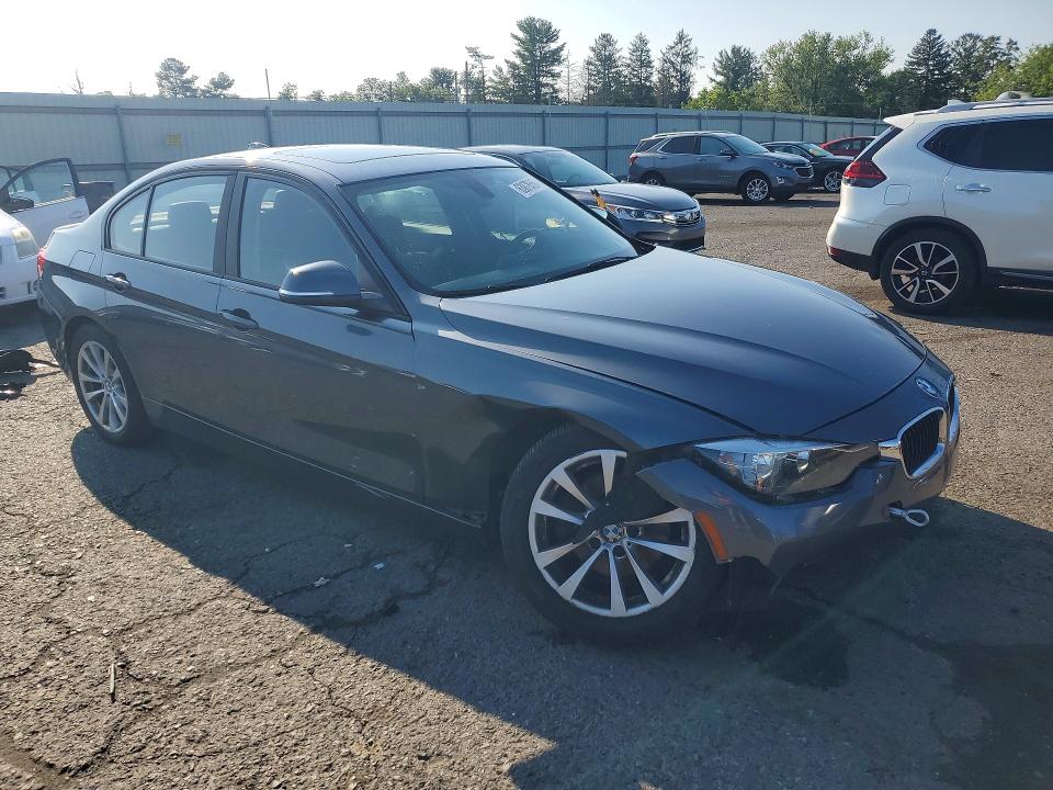 Photo 4 from auction – 2017 BMW 320 with VIN WBA8E5G3XHNU45455