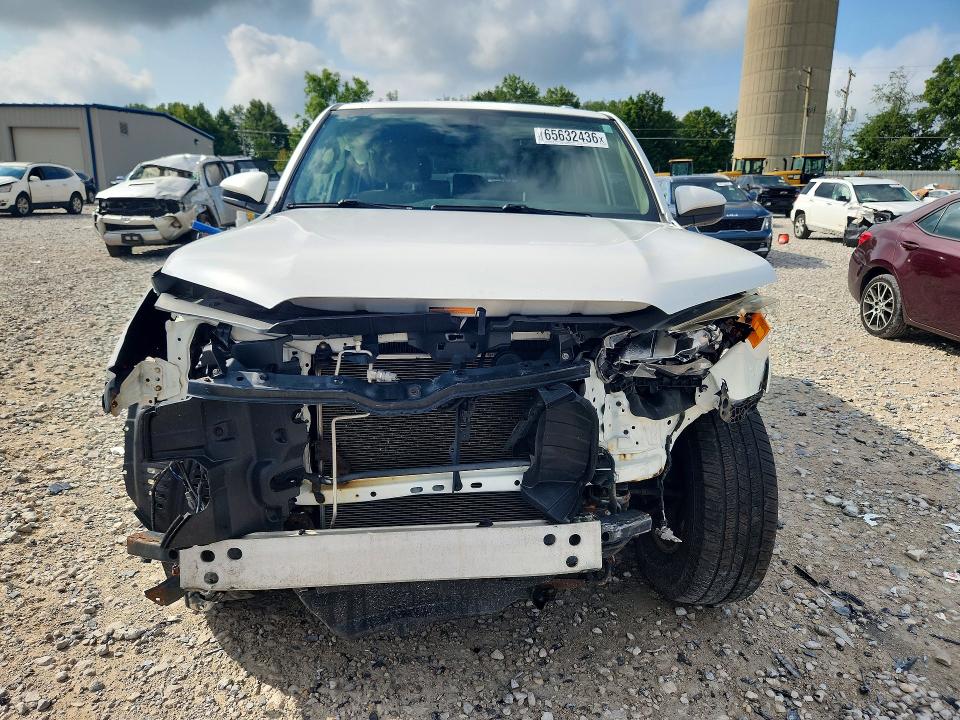 Photo 5 from auction – 2014 TOYOTA 4RUNNER with VIN JTEBU5JR1E5154987
