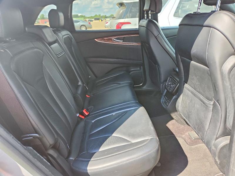Photo 10 from auction – 2019 LINCOLN NAUTILUS with VIN 2LMPJ6K95KBL17378
