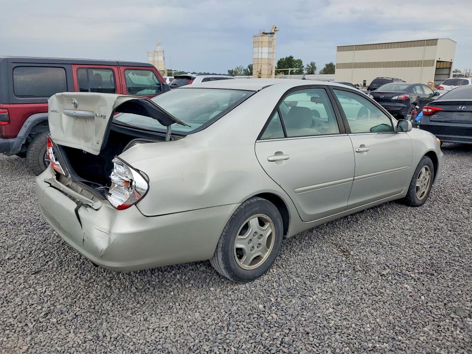 Photo 3 from auction – 2002 TOYOTA CAMRY with VIN 4T1BF32K62U016699