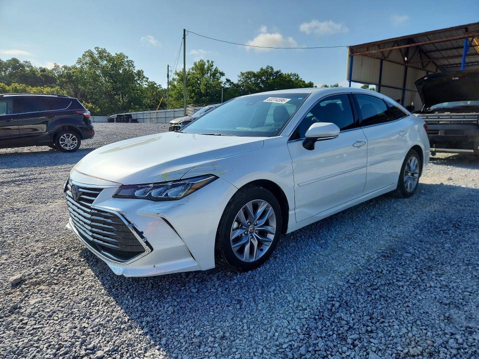 TOYOTA AVALON 2022 with VIN 4T1AA1AB7NU014903 - Photo from auction