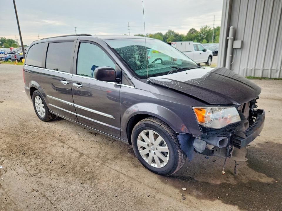 Снимка 4 от търг – 2015 CHRYSLER TOWN & COUNTRY с VIN 2C4RC1BG6FR662856