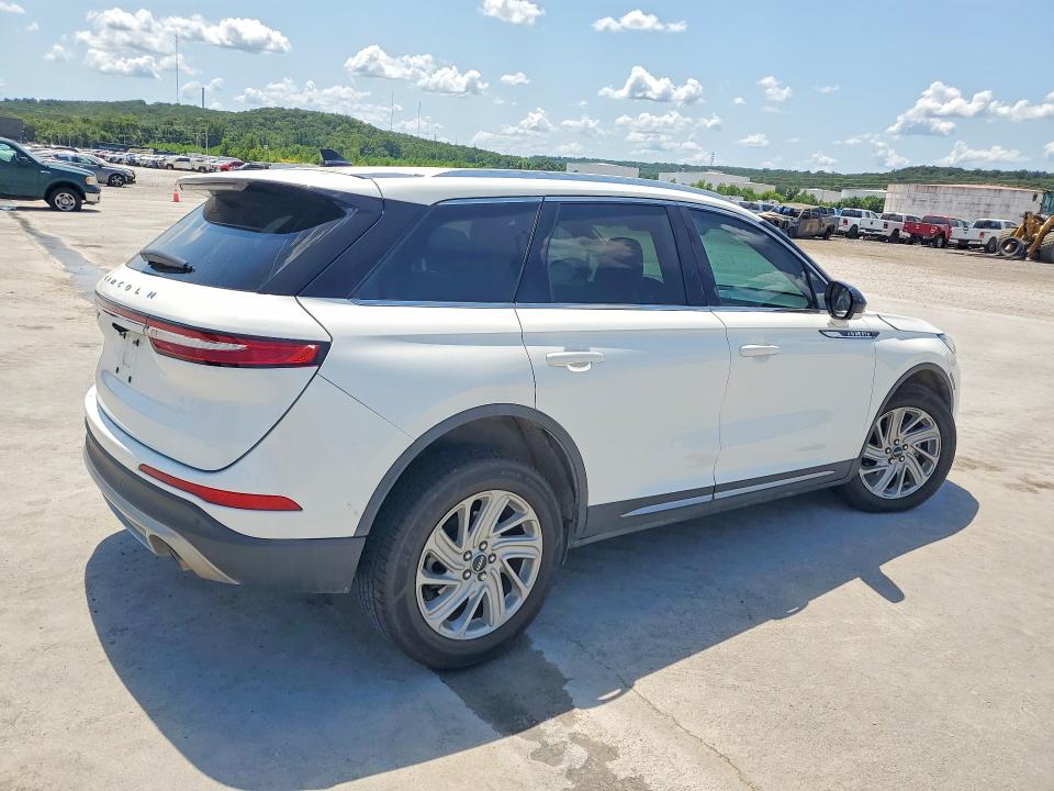 Снимка 3 от търг – 2022 LINCOLN CORSAIR с VIN 5LMCJ1C9XNUL19814