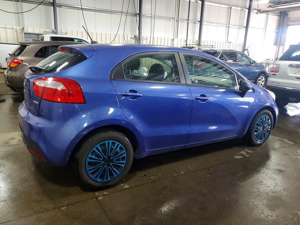 Photo 3 from auction – 2013 KIA RIO 5-DOOR with VIN KNADN5A35D6126041