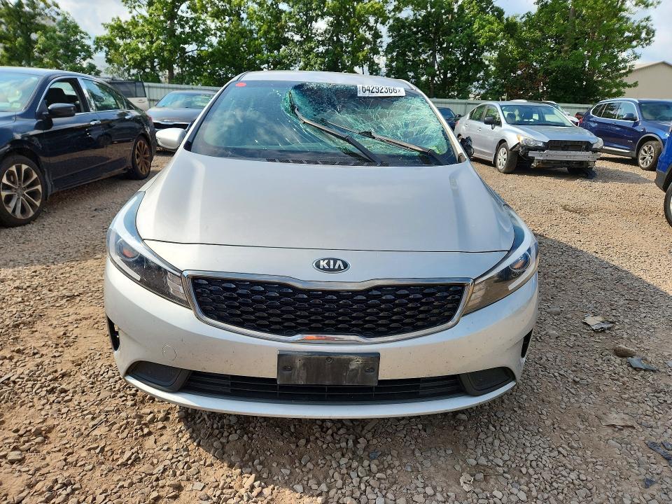 Photo 5 from auction – 2017 KIA FORTE with VIN 3KPFK4A70HE097517