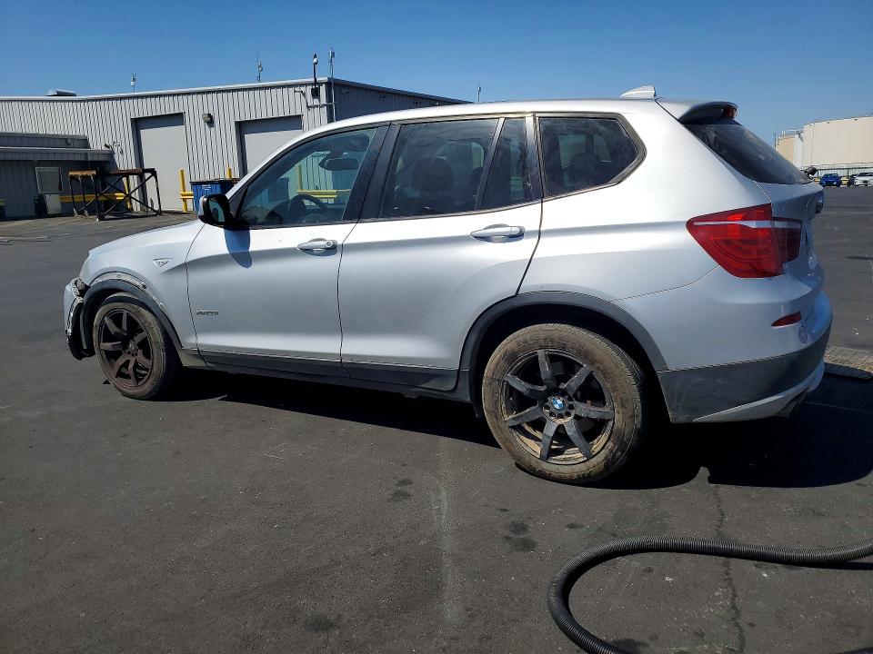Photo 2 from auction – 2011 BMW X3 with VIN 5UXWX5C53BL702808