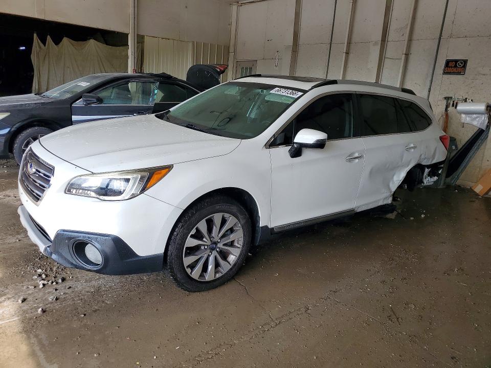 SUBARU OUTBACK 2017 with VIN 4S4BSETC7H3438025 - Photo from auction
