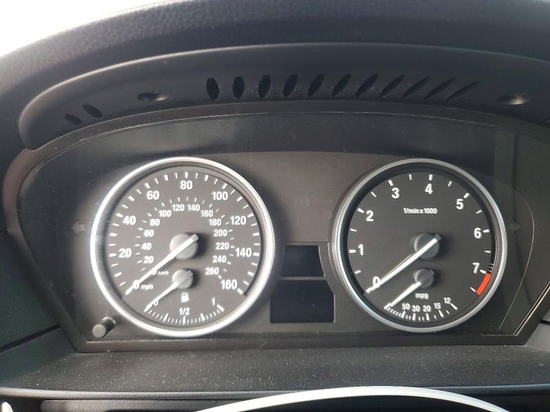 Foto 9 de la subasta – 2010 BMW 528 con VIN WBANU5C53AC124338