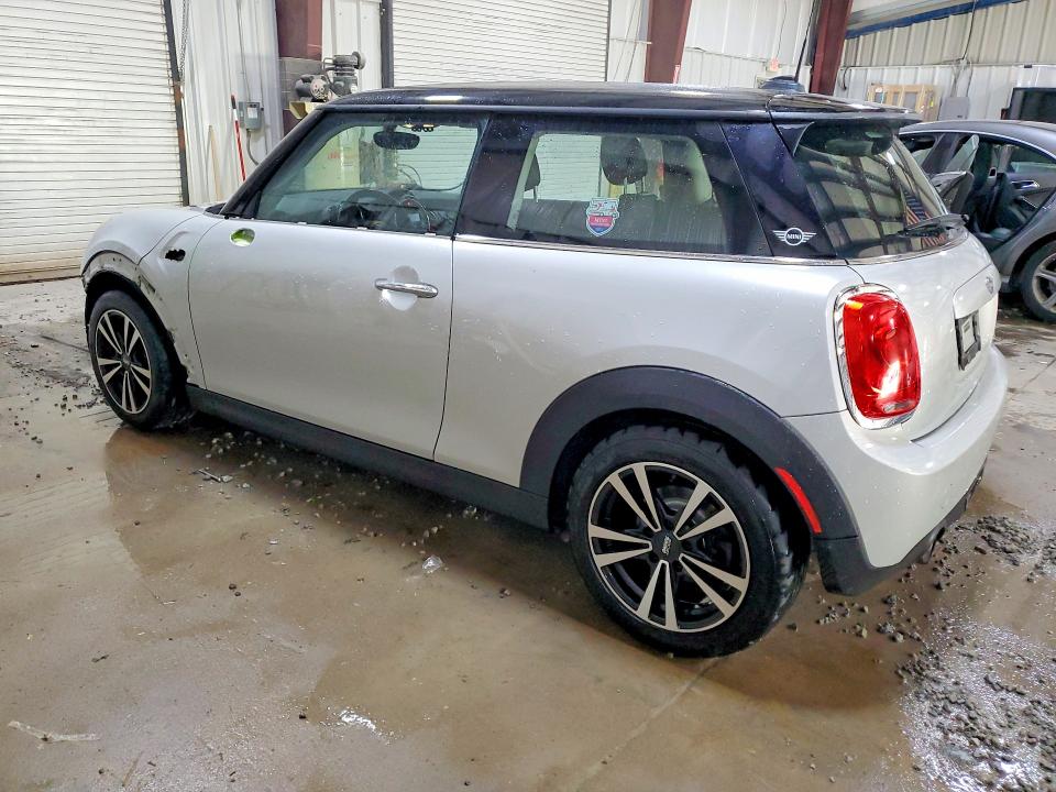 Photo 2 from auction – 2014 MINI COOPER with VIN WMWXM5C55ET972932