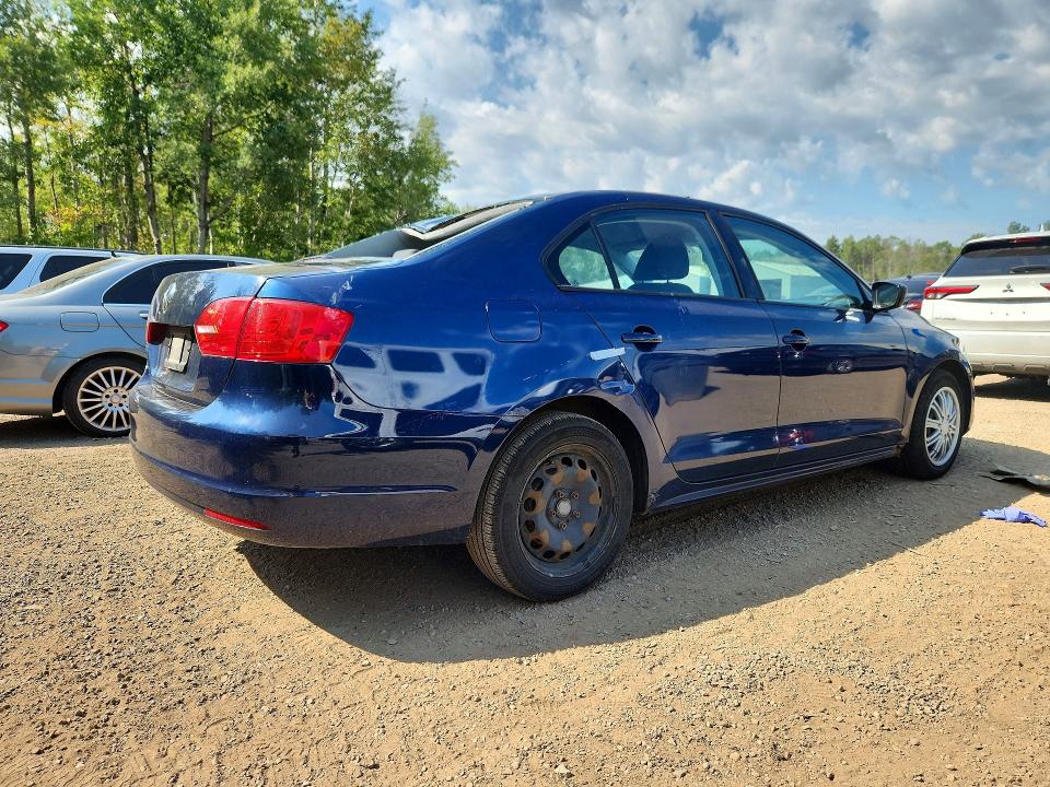 Photo 3 from auction – 2012 VOLKSWAGEN JETTA with VIN 3VW2K7AJ5CM350239