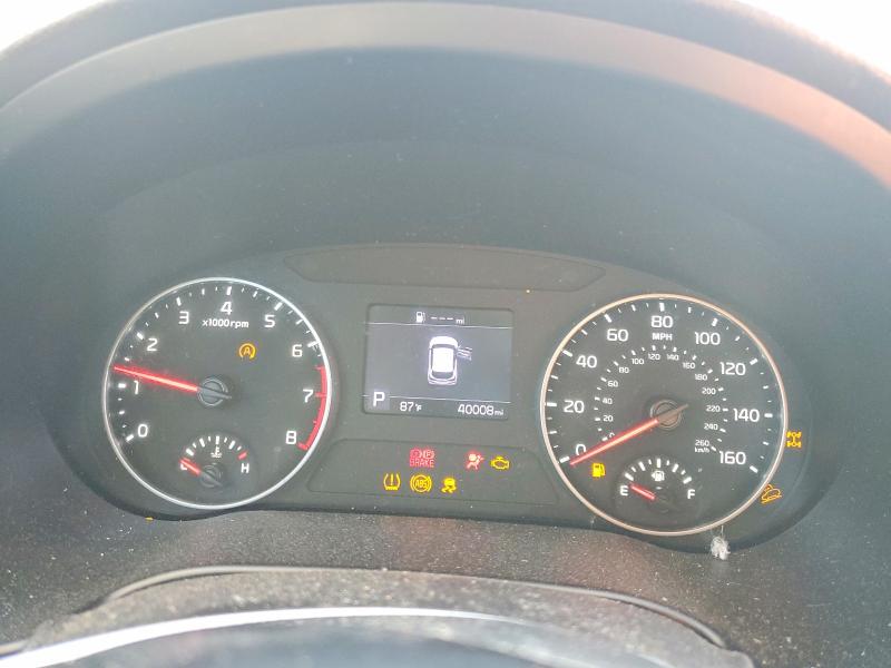 Снимка 9 от търг – 2023 KIA SELTOS с VIN KNDEPCAA6P7417781