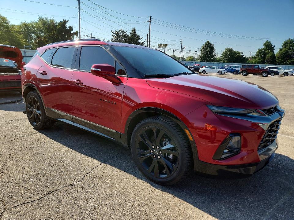 Photo 4 from auction – 2021 CHEVROLET BLAZER with VIN 3GNKBKRS8MS509553