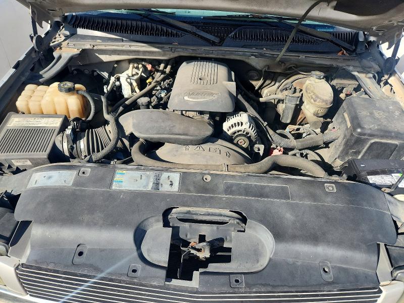 Photo 11 from auction – 2004 CHEVROLET SILVERADO with VIN 2GCEC19T841184839