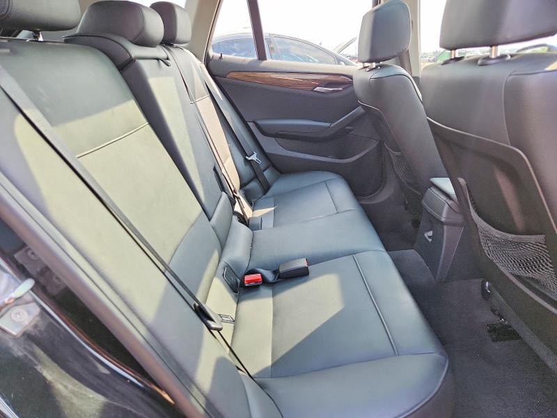 Photo 10 from auction – 2013 BMW X1 with VIN WBAVM5C57DVV91092