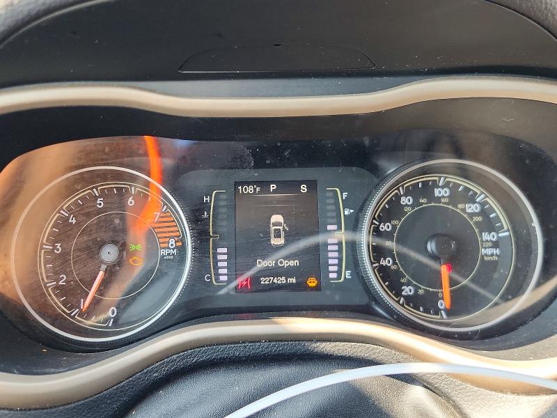 Foto 9 de la subasta – 2017 JEEP CHEROKEE con VIN 1C4PJLCS0HD216610