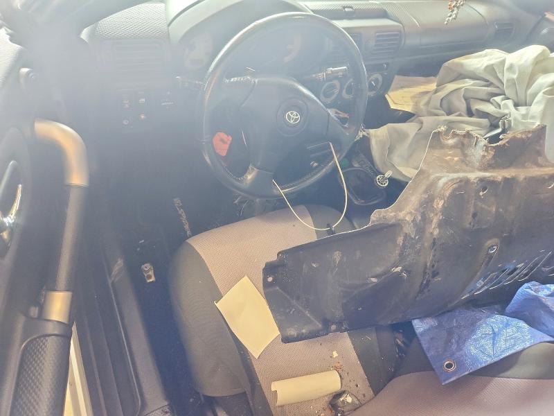 Photo 8 from auction – 2001 TOYOTA MR2 with VIN JTDFR320810023736