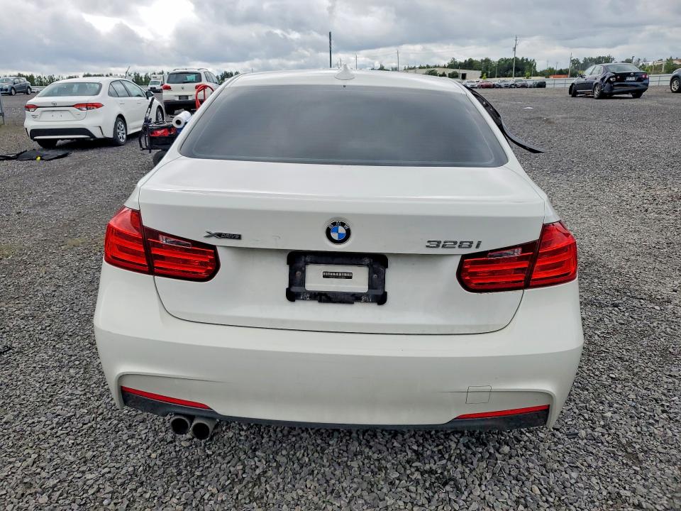 Photo 6 from auction – 2015 BMW 328 with VIN WBA3B3G55FNT18442