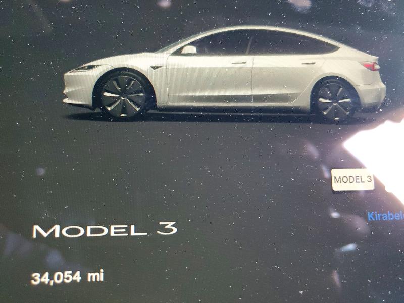 Снимка 9 от търг – 2024 TESLA MODEL 3 с VIN 5YJ3E1EA4RF749579