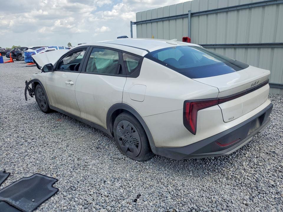 Photo 2 from auction – 2025 KIA K4 with VIN 3KPFT4DE9SE132683
