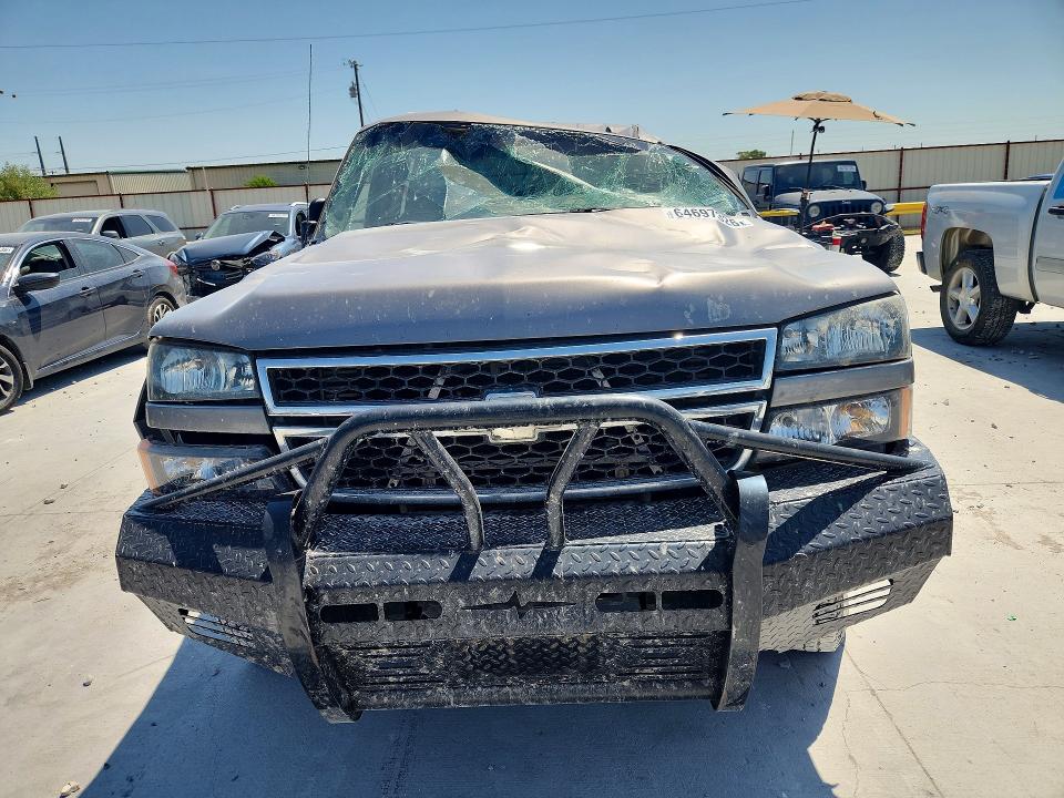 Photo 5 from auction – 2006 CHEVROLET SILVERADO with VIN 1GCHK23D96F197523