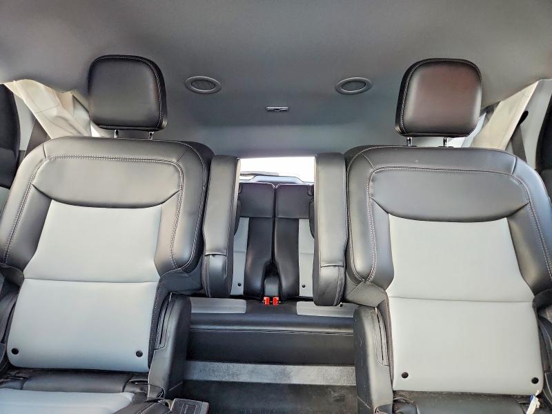 Photo 10 from auction – 2023 FORD EXPLORER with VIN 1FMSK7DH3PGC12335