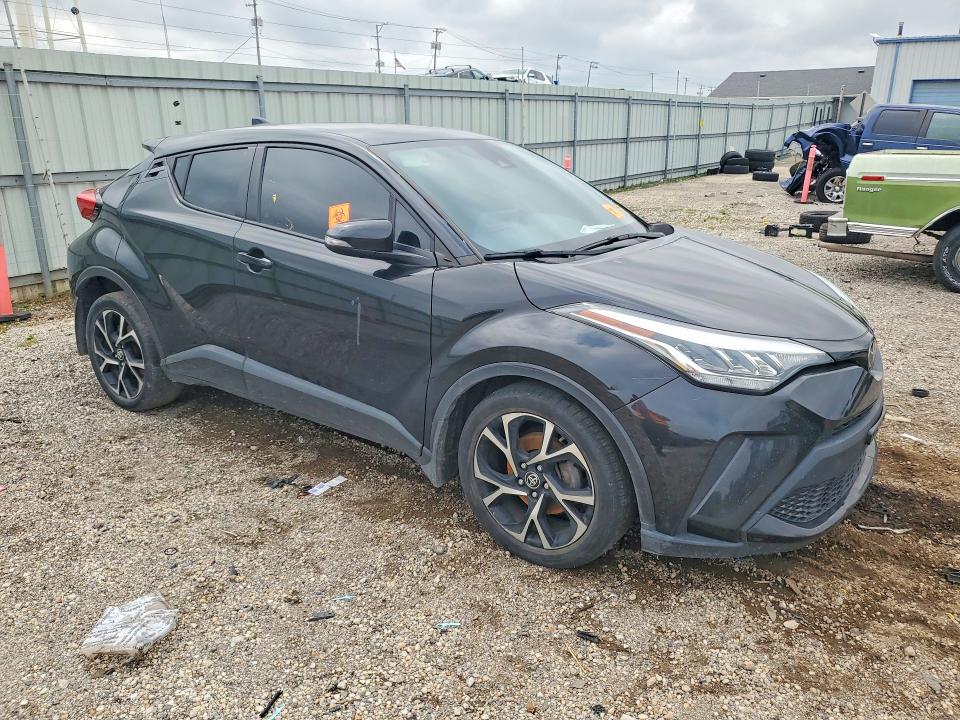 Photo 4 from auction – 2021 TOYOTA C-HR with VIN NMTKHMBX3MR131637