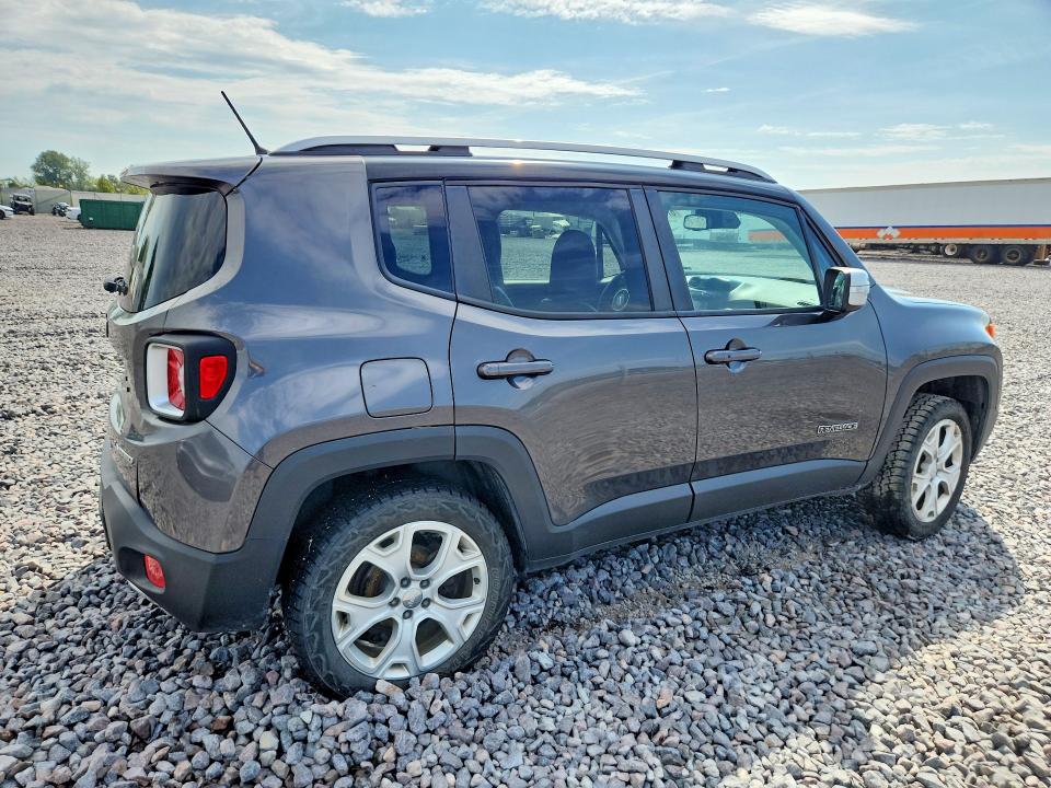Photo 3 from auction – 2017 JEEP RENEGADE with VIN ZACCJBDB0HPG09838