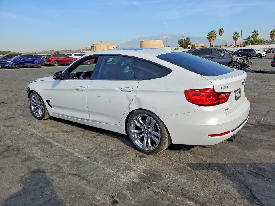 Photo 2 from auction – 2014 BMW 335 with VIN WBA3X9C55ED152874