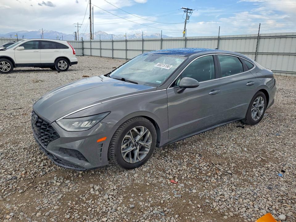 HYUNDAI SONATA 2021 with VIN 5NPEF4JA4MH063937 - Photo from auction