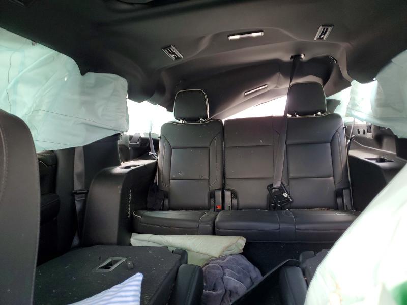 Photo 10 from auction – 2021 CHEVROLET SUBURBAN with VIN 1GNSCFKD6MR143692